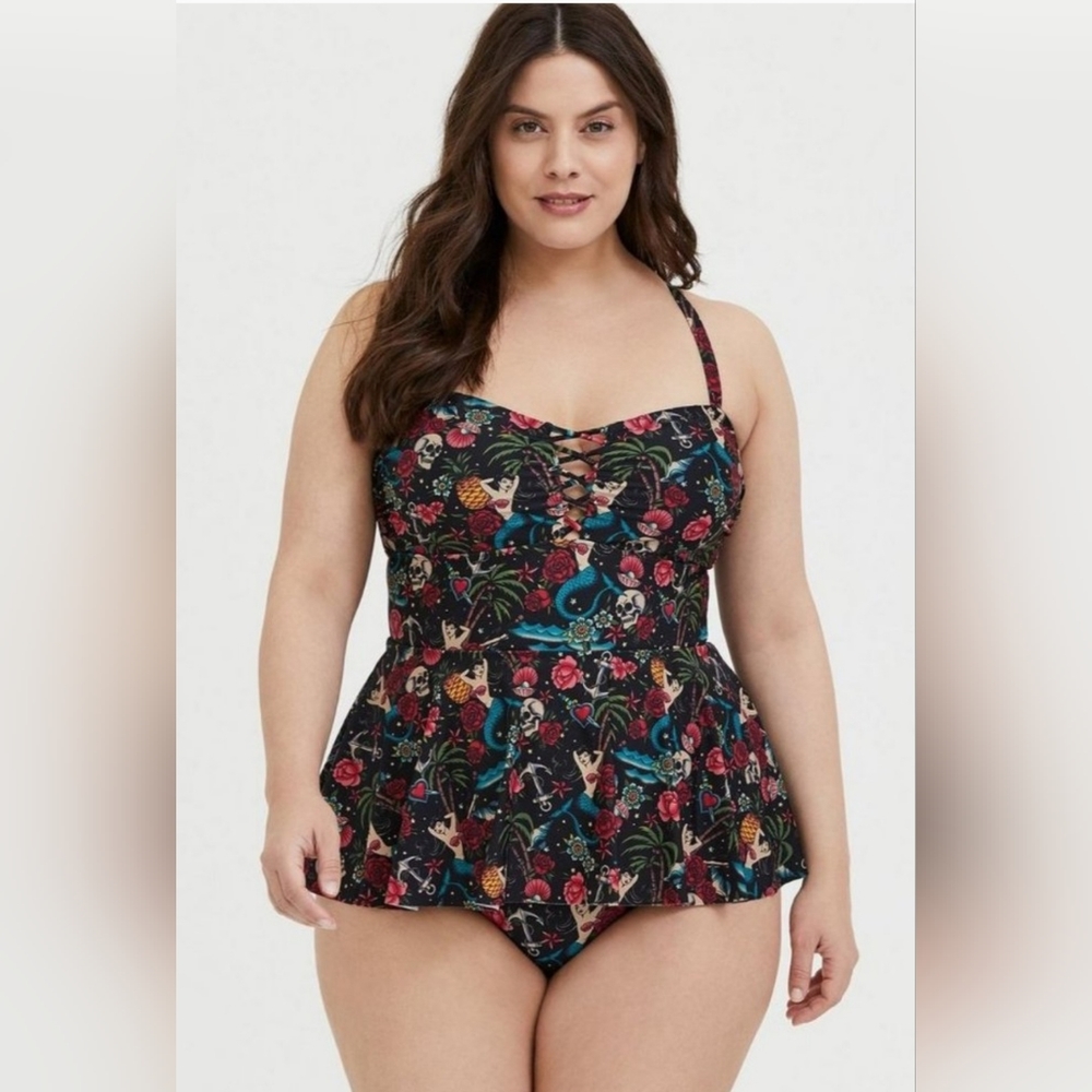 Torrid New Wireless Peplum One Piece Swimsuit 1